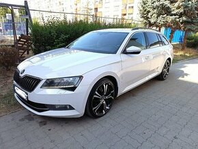 Škoda Superb III