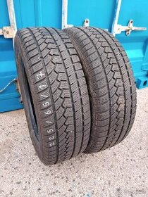 2ks 225/65R17 zimné pneumatiky Hilfy