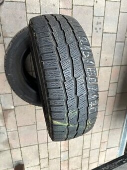 215/60 R17 C