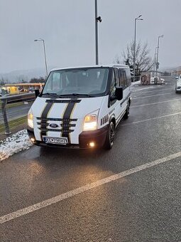 Ford transit tourneo