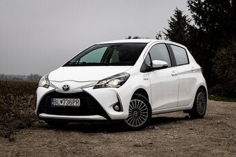 Toyota Yaris brid e-CVT Active City