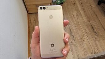 Huawei P Smart na náhradné diely