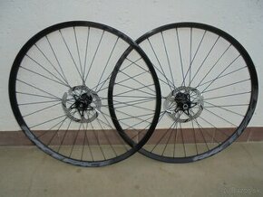 Race-Face Pevné osy 15x100 - 12x142 mm. 29 er. - 1