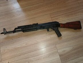 Predám ak47 drevo/kov - 1