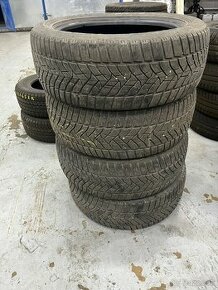 Zimné gumy Dunlop 215/55 R17 - 1