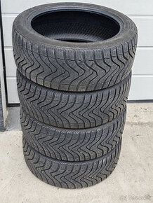 predam celorocne pneu 4ks supergrip M+S 235/45R18