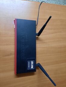 Predám WiFi router Mikrotik RB2011UiAS-2HnD-IN