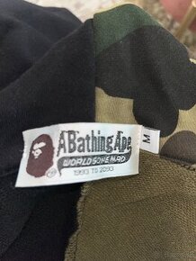 A bathing ape