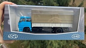 LIAZ 100.05 SSM, Avtoistoria 1:43 + spojler