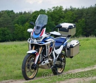 Honda Africa Twin 2024 300km Full možná výbava