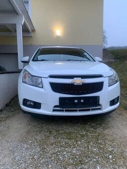 Chevrolet Cruze 2.0i 120kw Z20D1 rok 2011 sedan