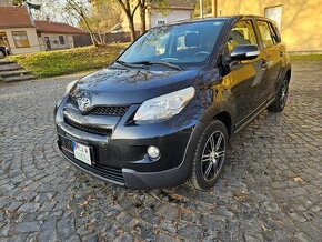 Toyota Urban Cruiser 1.4 I D-4D AWD So