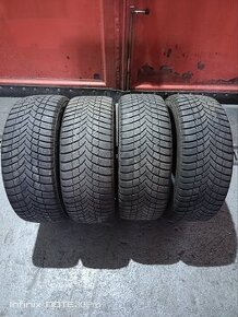 Zimné pneumatiky 205/55R16