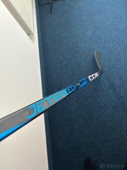 Nová hokejka CCM Jetspeed FT7 PRO, 70flex