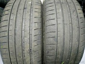 225/40 R18 - 1