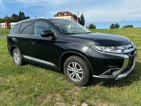 Mitsubishi Outlander - 1