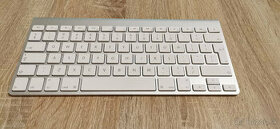 Apple wireless keyboard