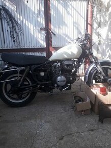 Honda cm 400 t