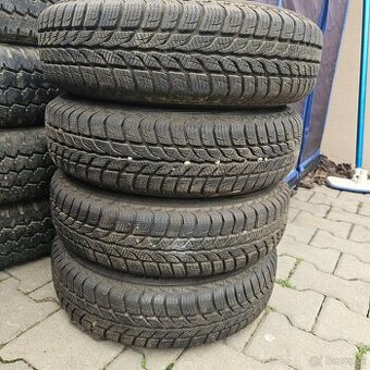 145/80 r13 Uniroyal