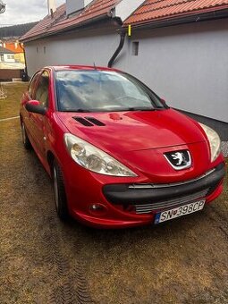 Predám Peugeot 206+ 1.4 55kw benzín 2010 - 1