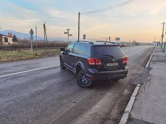 predám havarovaný fiat freemont