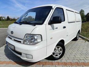 Kia Pregio 2.5 TCi Van 3 miestne