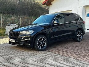 BMW X5 xDrive30d 190kw AT/8 7miestne