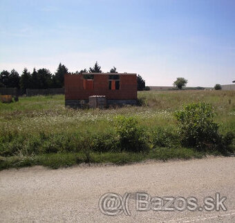 predaj pozemok Veľký Lapáš