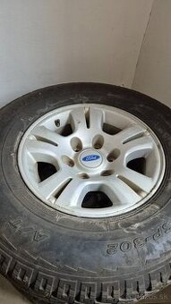 235/75 r 15