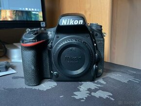 nikon D750