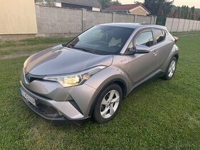 Toyota C-HR 1.8 Hybrid Dynamic E-CVT FWD