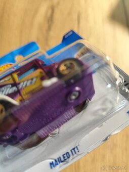 Hot wheels TH autíčka - predaj alebo vymena