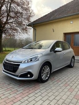 Peugeot 208 1.2 Benzin Puretech -// r.v 2016, 148912km -//