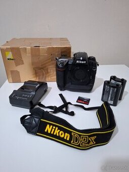 Nikon d2x iba 250 záberov