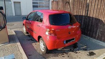 Predám (toyota yaris)