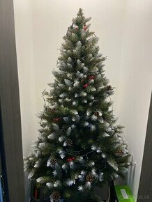 Vianočný stromček 180cm - 1