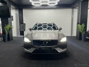 Volvo V60 D4 140kw Momentum Full Led 1.majiteľ - 1