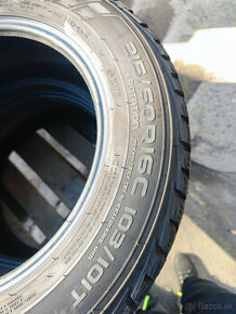 Predám zimné pneu. 215/60R16C - 1