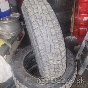 Pneu Niva 185/80R16