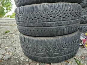 Predám 2-Zimné pneumatiky Hankook icewinter 245/45 R20