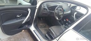 Renault fluence 1.6 benzin 2012 - 1