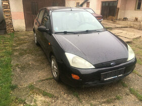 Ford Focus - 1