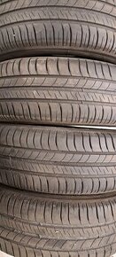 Predám 4ks jazdené letné 195/65r15-95T Michelin