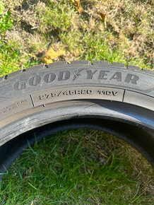 Goodyear UltraGrip Performance 275/45 R20 110V