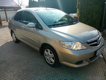 Predám Honda City 1.4 benzín, 61kw,prvý majiteľ