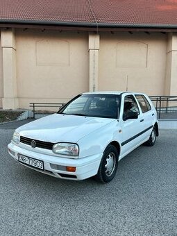 Golf mk3 1.6 55 kw benzín - 1