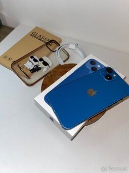 Apple iPhone 13 - 1