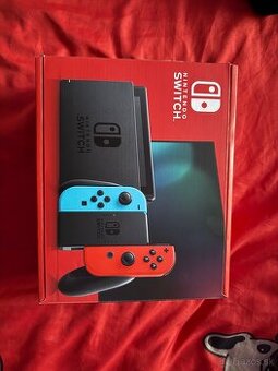 Nintendo Switch – Neon Red & Blue Joy-Con