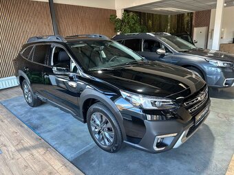 Subaru Outback 2,5i CVT TOURING black