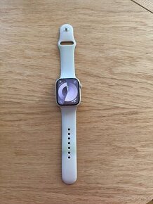 Apple Watch 8 hliník 45 mm